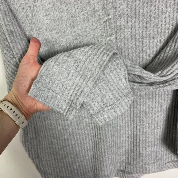 NEW Nordstrom Oversized Waffle Knit Snap Henley Long Sleeve Heather Grey Small S - Picture 8 of 13